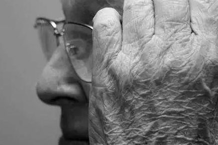 阿爾茨海默氏症(Alzheimer’s Disease)是21世紀人類麵臨(lin) 的最大健康威脅之一